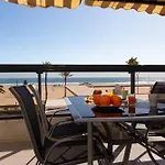Apartamento Beachfront Espacio
