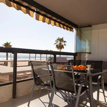 Апартаменты Beachfront Espacio Кульера